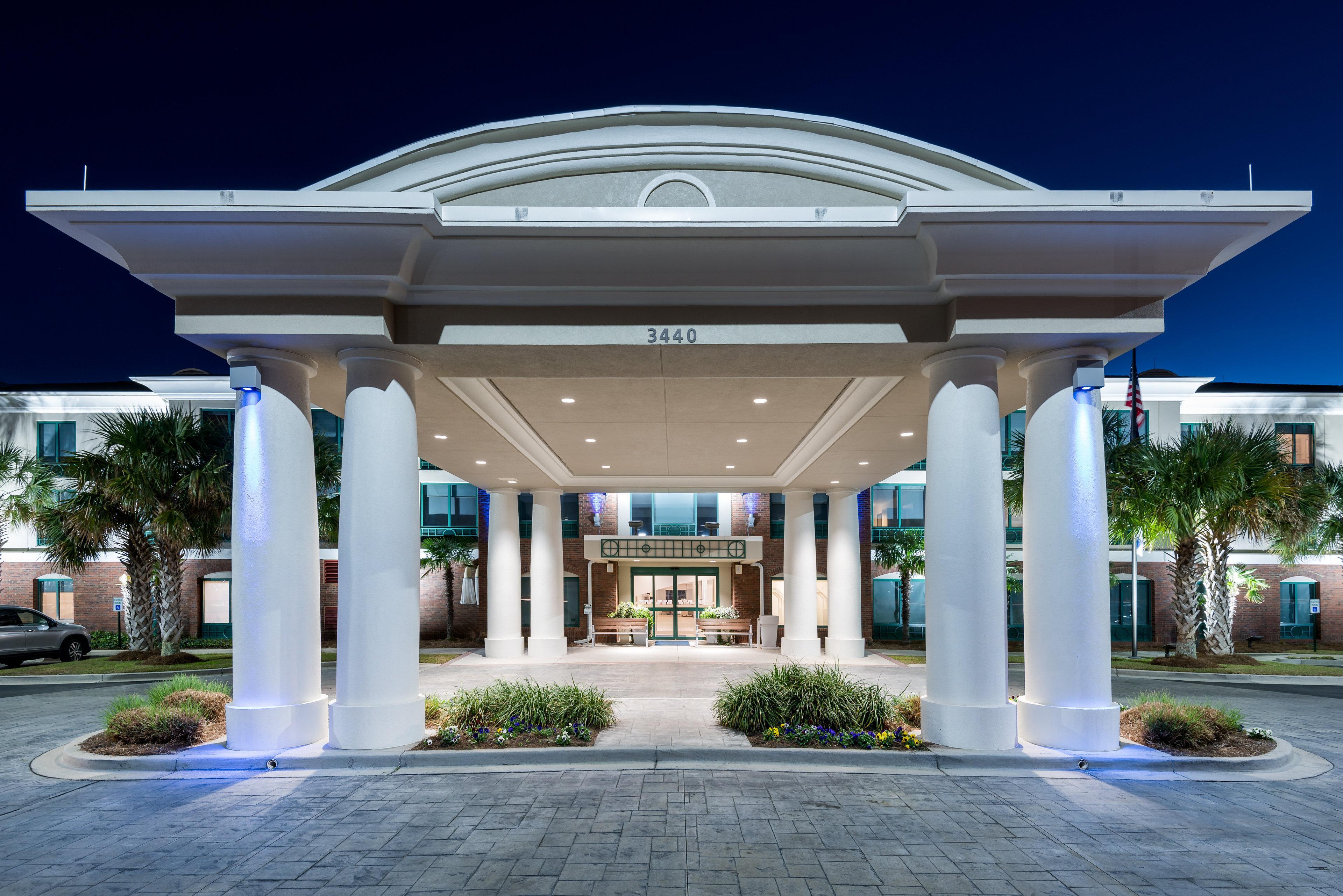 Holiday Inn Express & Suites Florence I-95 & I-20 Civic Ctr By Ihg Exterior photo