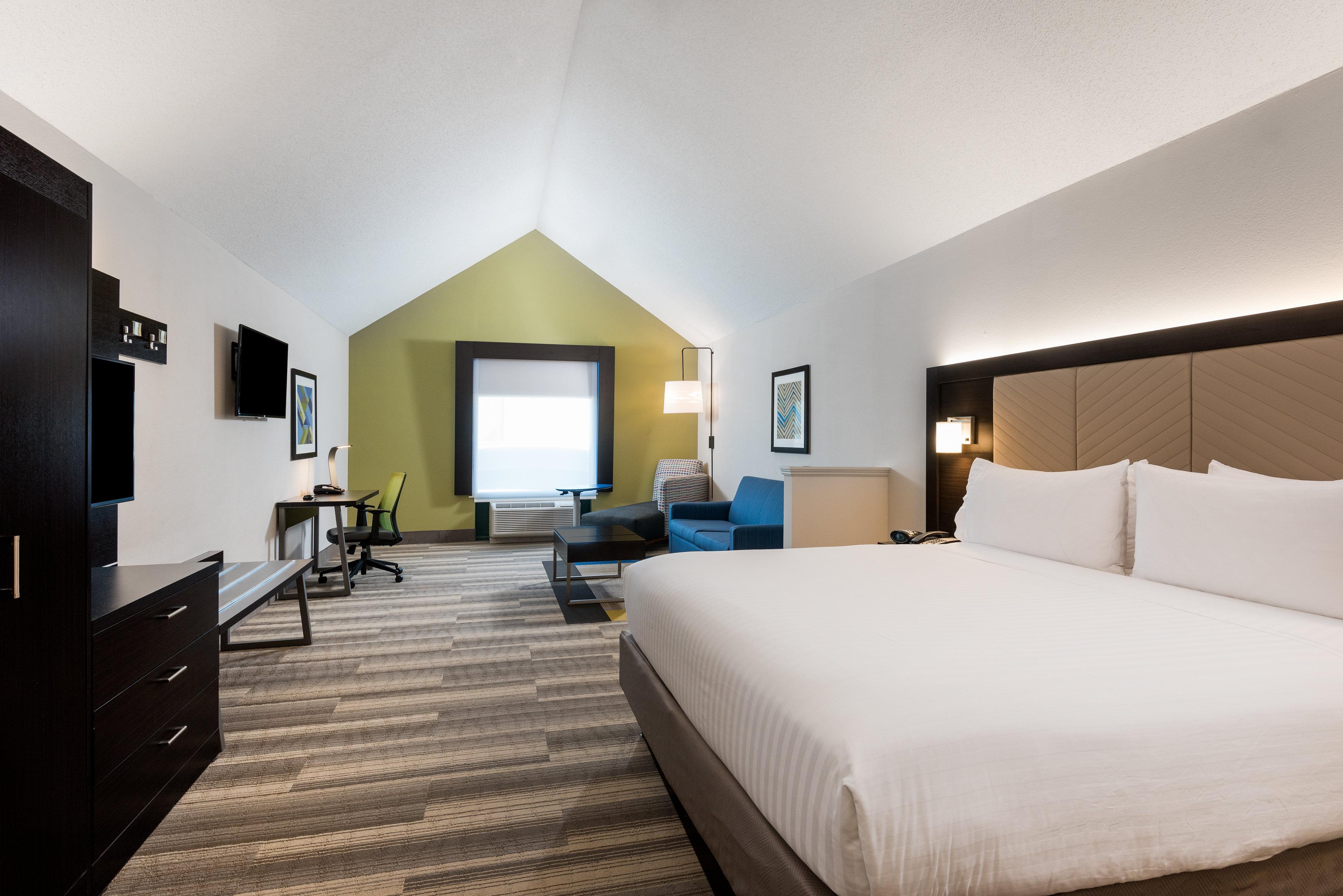 Holiday Inn Express & Suites Florence I-95 & I-20 Civic Ctr By Ihg Exterior photo